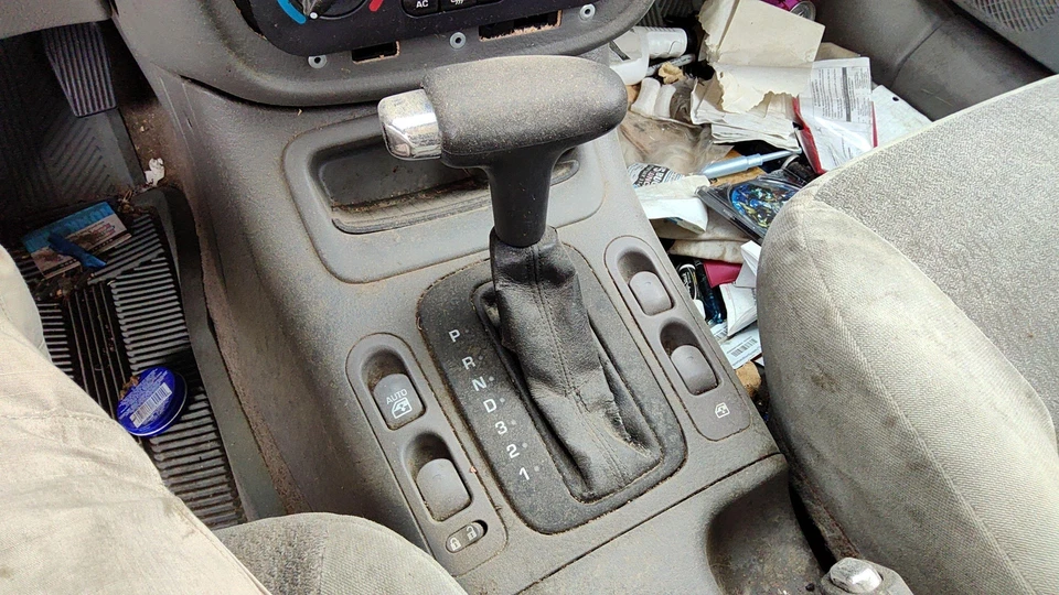 Saturn L100 2002 conjunto de palanca de cambios de piso unidad de cambio OEM gris 96b Foto 4 de 4