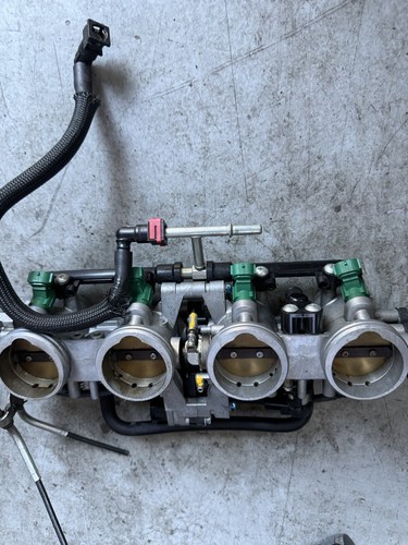 11-15 Kawasaki Ninja ZX10R OEM Throttle Bodies Body Main Fuel Injector - Picture 10 of 18