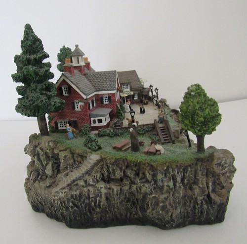 Danbury Mint Lighthouse Point by Colin Gough Diorama Vintage - Picture 8 of 11