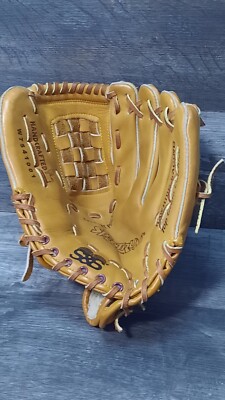 Spectrum S&S Worldwide Baseball Glove Mitt Brown Top Grain Cowhide W7541001 RHT