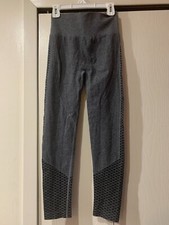 Yoga Pants Womans Grey Black Activewear Stretch Waistband   Size Small