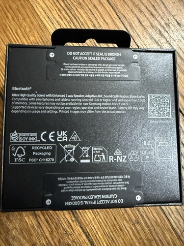 Samsung Galaxy Buds 3 Pro AI Wireless Active Noise Cancelling Earbuds - Silver - Picture 2 of 2