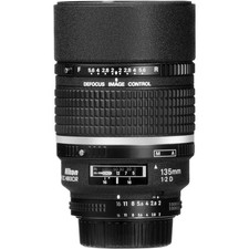 ■Nikon AI AF DC Nikkor 135mm f2 D Nikon AI AF DC NIKKOR 135mm f/2 D Prime Camera Lens Defocus Image