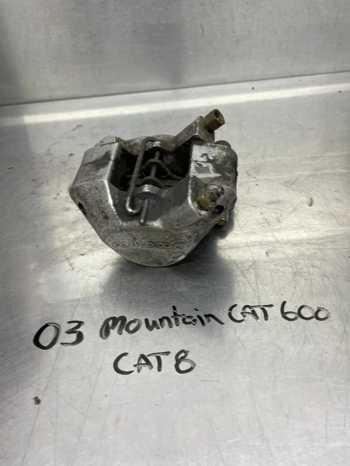 01-04 Arctic Cat Mountain Cat ZR ZL 600 800 900 OEM Pinza de freno Pastillas de pistón Foto 3 de 4