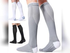 CelerSport 3 Pairs Compression Socks for Men  Women Running Small/Medium NEW