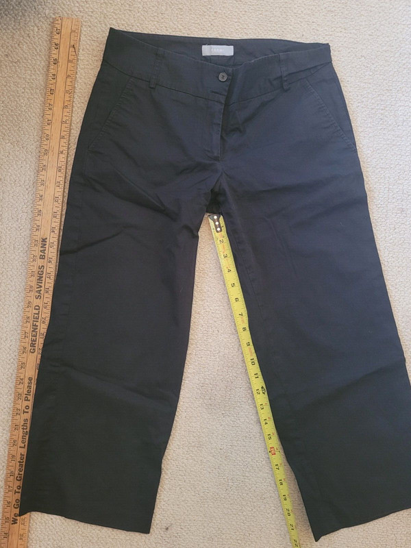 Farhi women black wide leg capri pants size 6 casual