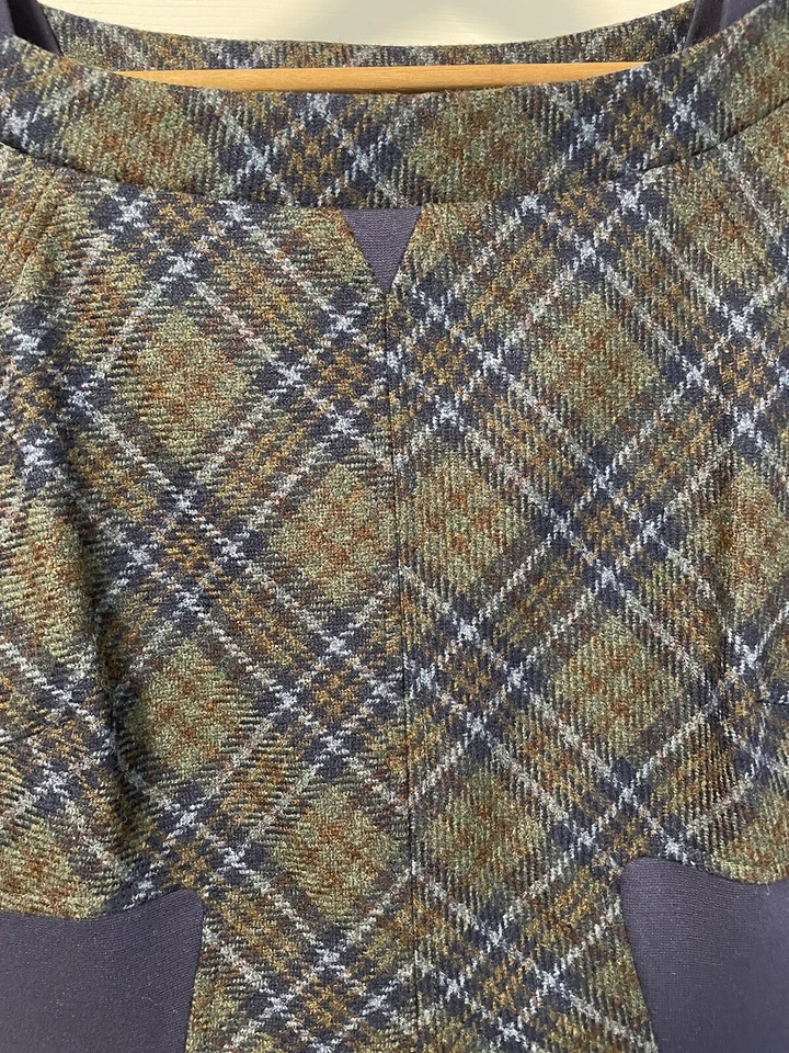 Blusa Top L.A.M.B Mezcla Lana y Cachemira Manga 3/4 - Verde y Azul Marino A Cuadros Talla 8 Foto 4 de 4