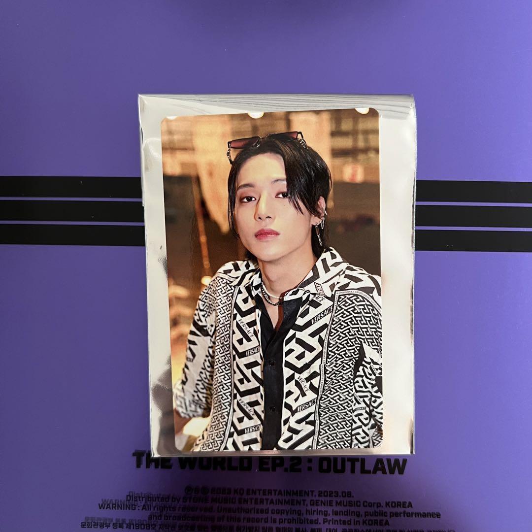 ATEEZ THE WORLD EP.2 : OUTLAW Universal Music JAPAN Official ATEEZ THE WORLD EP.2 : OUTLAW Universal Music JAPAN Official