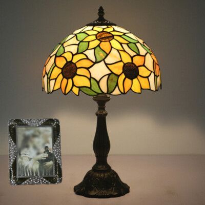 Tiffany Style Table Lamp Stained Glass Handcrafted Bedside Light Desk Lamp 