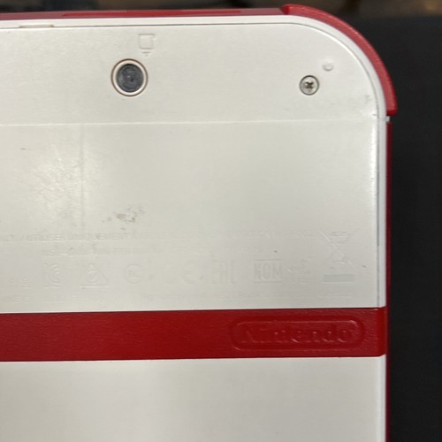 Consola portátil Nintendo 2DS roja/blanca (tal cual reparación) problema de deriva/pantalla - funciona - Imagen 18 de 24