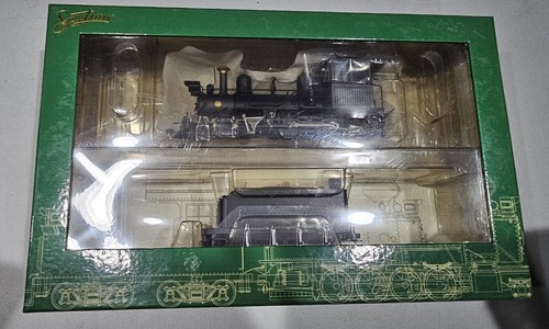 Moderne 4-4-0 Amerikanische Außenrahmen Dampflok lackiert Spektrum On30 28324 | Zustand: New