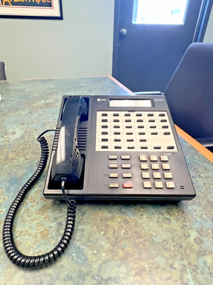 Avaya Partner MLS-34D Display Phone (**NOT TESTED**)