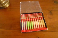 12 fourchettes à escargots vintage seventies dans l'emballage d'origine