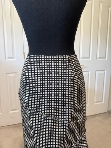 Classiques Entier Black and White Skirt - Picture 6 of 8