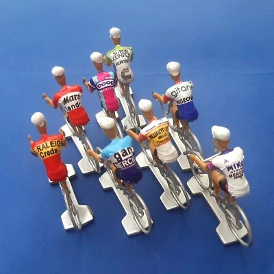 Lot de 8 cyclistes miniatures Joop Zoetemelk - Echelle 1/32 - Cycling figure - Photo 1/2