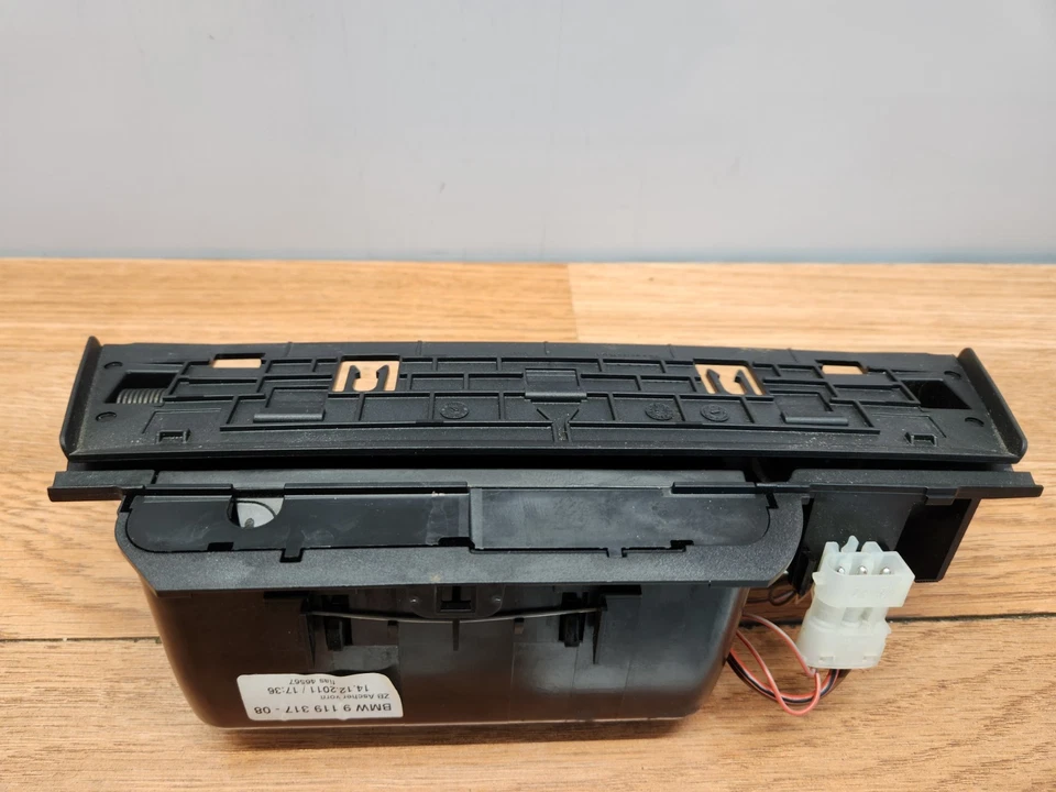 ✅ Bandeja de cenizas consola central delantera Alpina B7 10-15 OEM BMW F01 F02 740 750 Foto 2 de 4