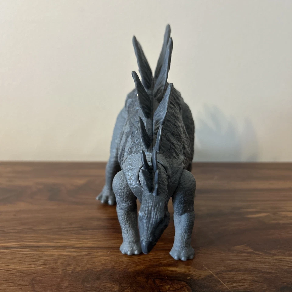 Экшн-фигурка Mattel Jurassic World Camp Cretaceous Stegosaurus - Изображение 4 из 4