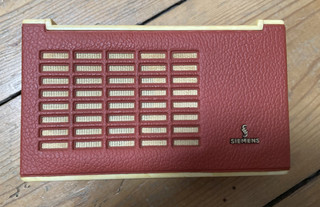 Transistorradio Siemens Taschenradio RT10 60er Jahre rot