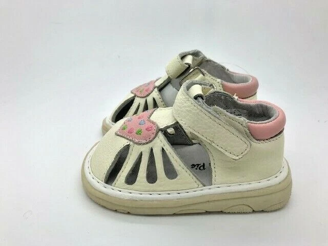 Baby girl shop walking sandals