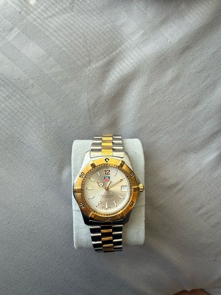 TAG Heuer 2000 Professional WK1120 Classic 37mm Case Gold TAG Heuer 2000 Professional WK1120 Classic 37mm Case Gold