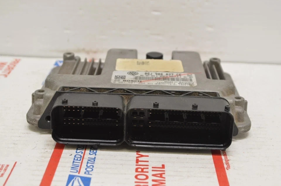 Unidad de módulo de control del motor Volkswagen Beetle 06J906027CE 2012-2014 ECM F51 036 Foto 2 de 4