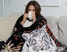 5.3 Lbs White Tiger Blanket Queen Size Heavy Thick Warm for Family and Friends -