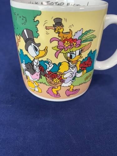 Taza de Pascua Walt Disney Applause Vintage Pato Donald Daisy Tener una punta superior Pascua - Imagen 3 de 5