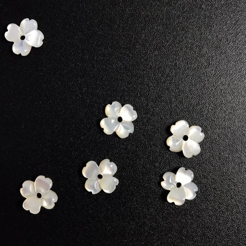 2 PC Natural White MOP Shell Carved Flower 8mm - NEW DIY Bead Design Wholesale - Picture 4 of 7