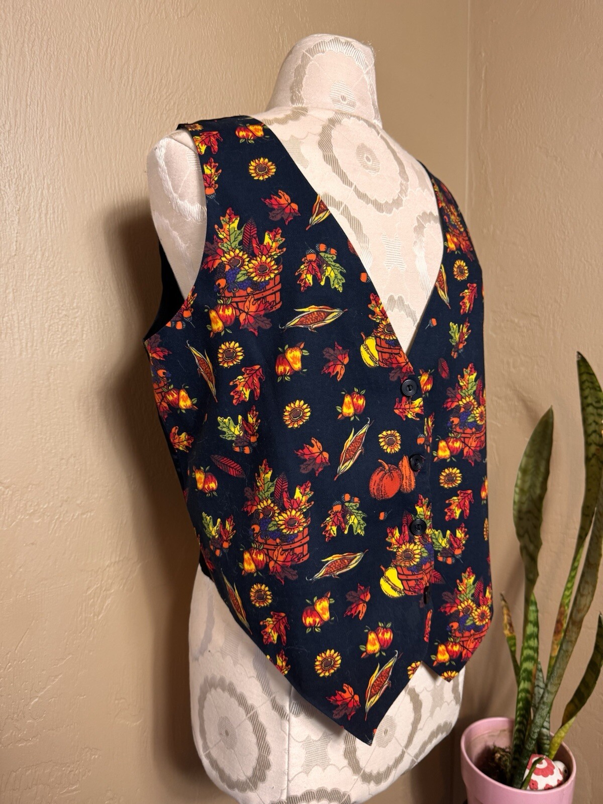 VTG Fall Designs Basic Editions Button Up Vest Sz… - image 2