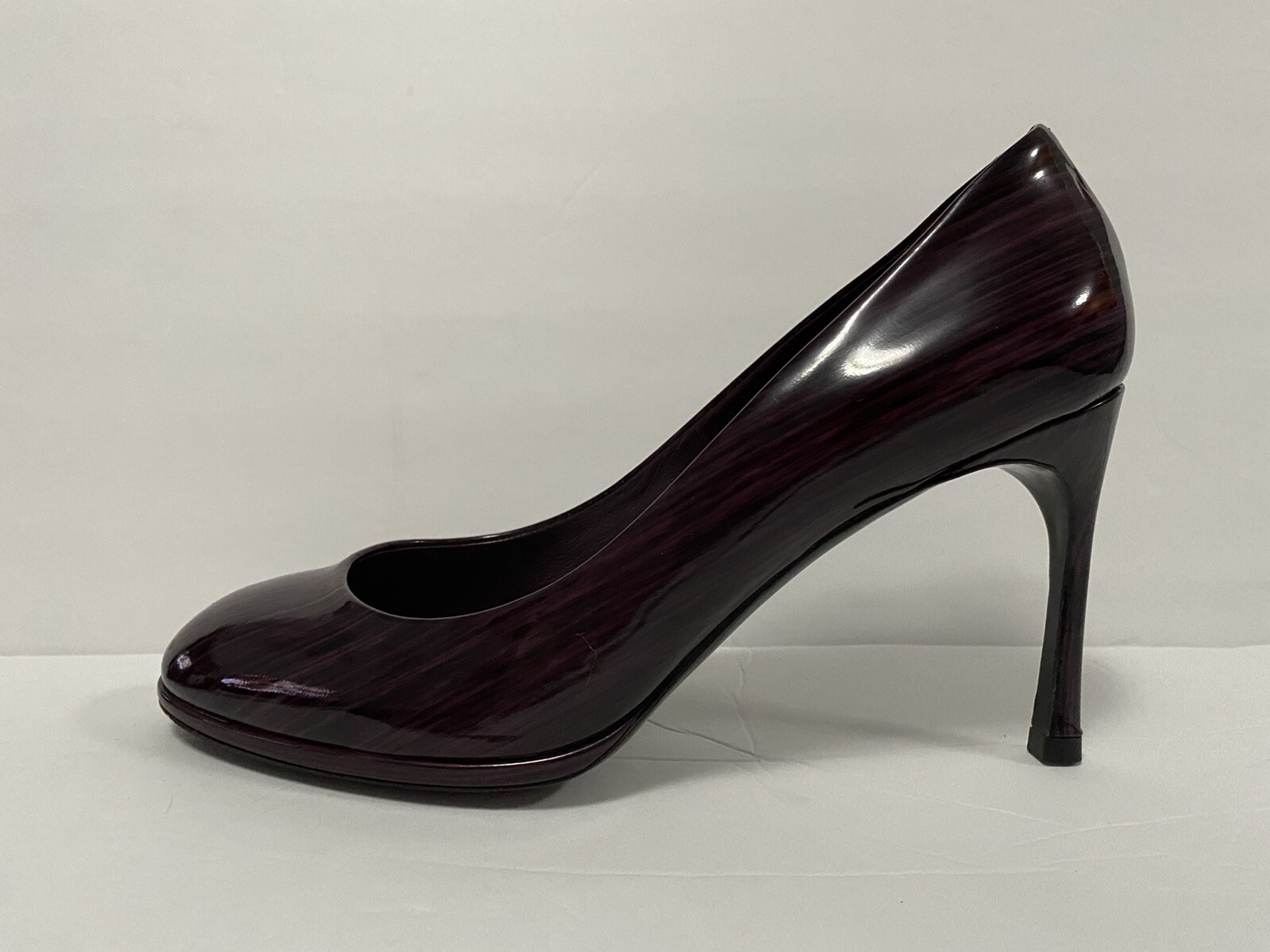 YSL Yves Saint Laurent decolte in pelle verniciata tacco viola 37 6 5 7 $795