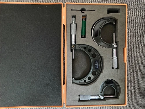 3-PC Micrometer Set Mitutoyo Tool Set 202-902 OMST- 3" V