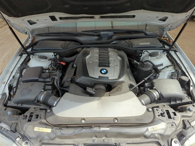 Conjunto de puerta trasera derecha usado lado trasero se adapta a: BMW 750I Li 2008 LWB R. sin automa Foto 2 de 4