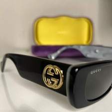 Gucci 52mm Slim Rectangular Sunglasses in Black with Pearl Interior MSRP 435.00