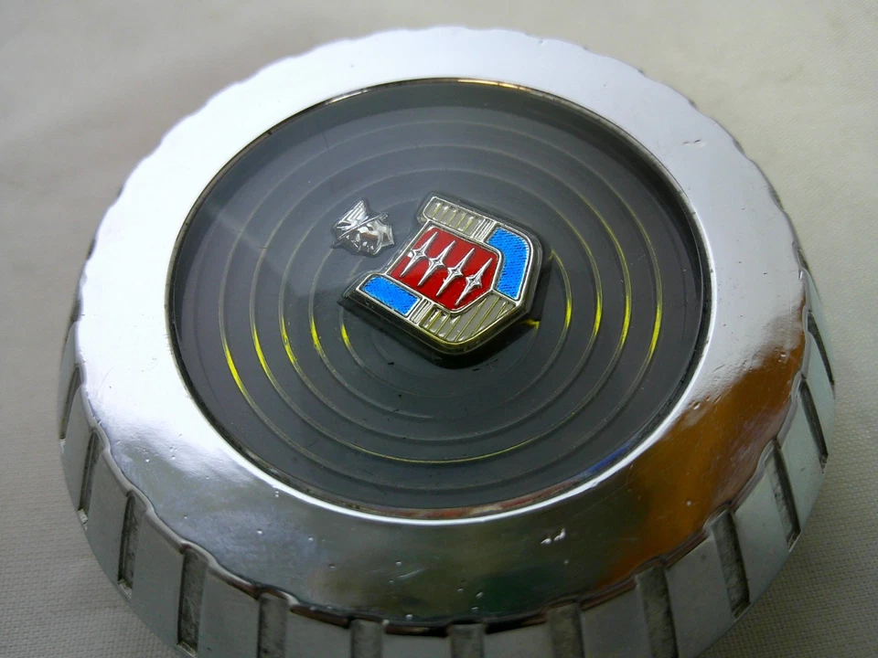 NOS 1957 Mercury Monterey steering wheel horn medallion emblem center cap badge - Image 3 of 4