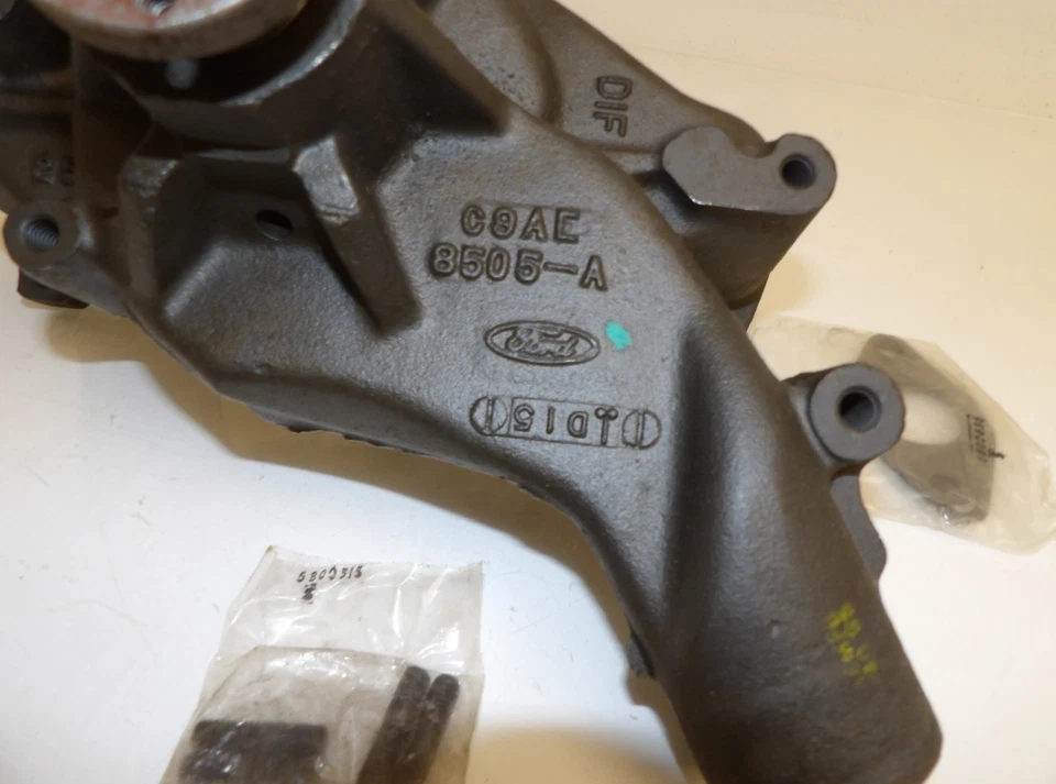 Ford Mustang Shelby GT 1969 1970 Mercury Cougar REMAN ORIG 390 428 CJ bomba de agua Foto 2 de 4