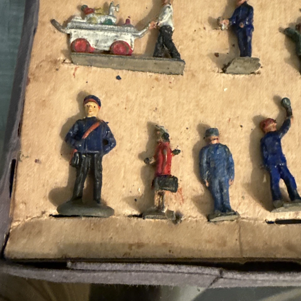 Sima Figuren 11 tlg analog zu Märklin 404 g in OVP - Bild 4 von 4