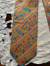 VINTAGE LEONARD PARIS DESSIN ORANGE BLUE PINK FLORAL SILK NECK TIE MADE IN ITALY