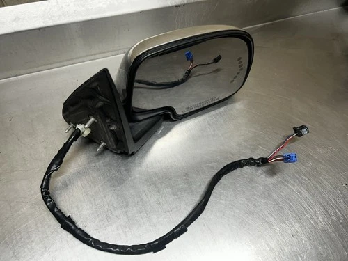 99-06 CHEVY SILVERADO PASSENGER SIDE EXTERIOR MIRROR CHROME 