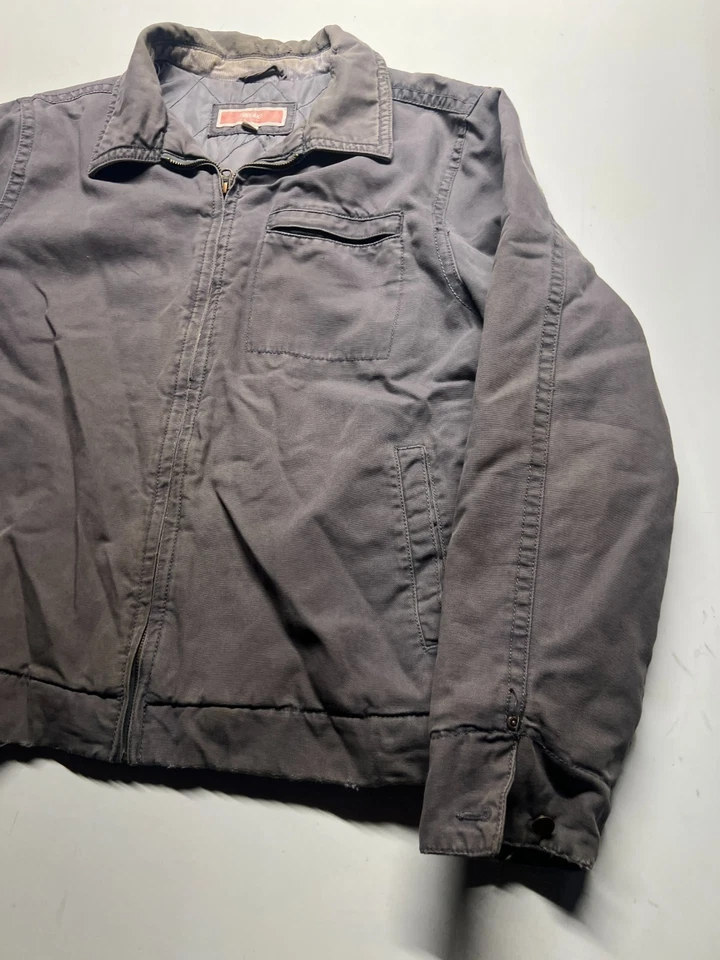 Chaqueta Mossimo Detroit Gris Cremallera Completa Edredón Forrado Ropa de Trabajo Para Hombres Talla Mediana 23x26.5 Foto 3 de 4