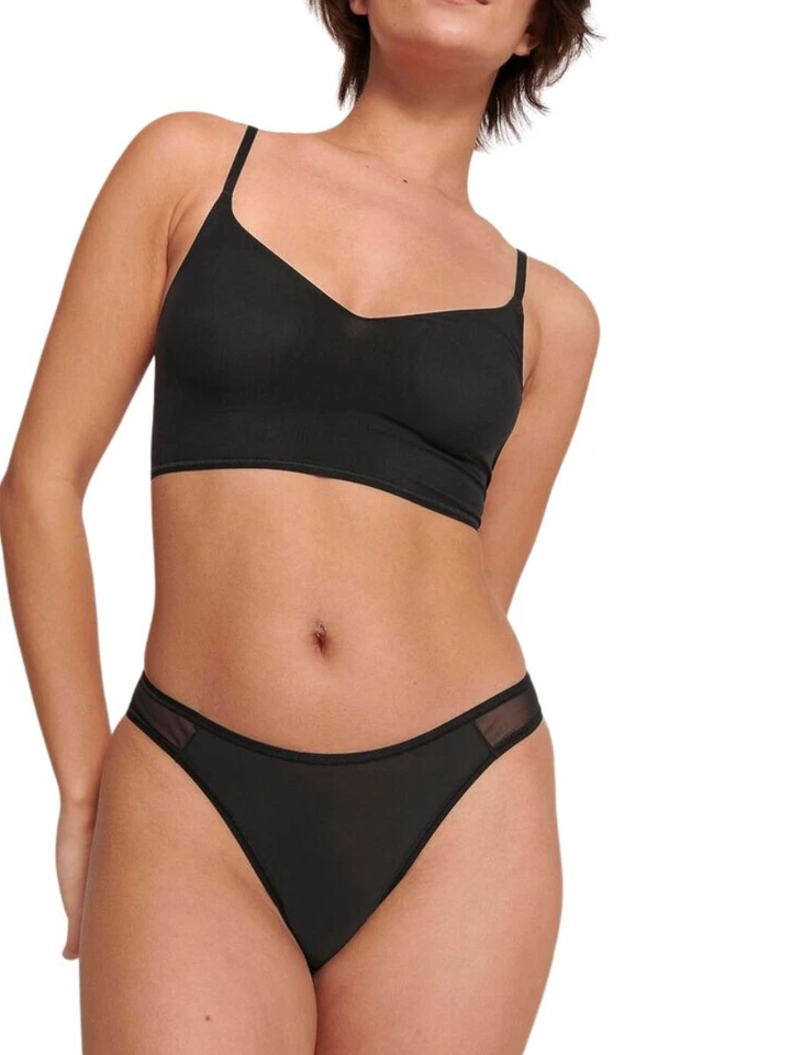 XS (8) Sloggi Top V Neck Soft ADAPT Sheer Mesh Moulded Soft Multiway Underwear - Image 2 of 4