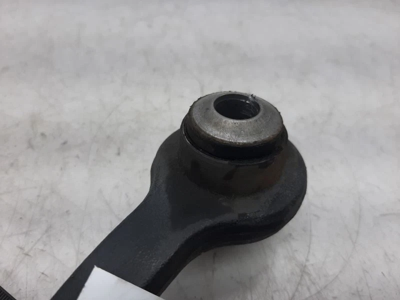 Passenger Upper Control Arm Rear VIN J 11th Digit 07-17 GMC ACADIA 23347603 - Image 3 of 4