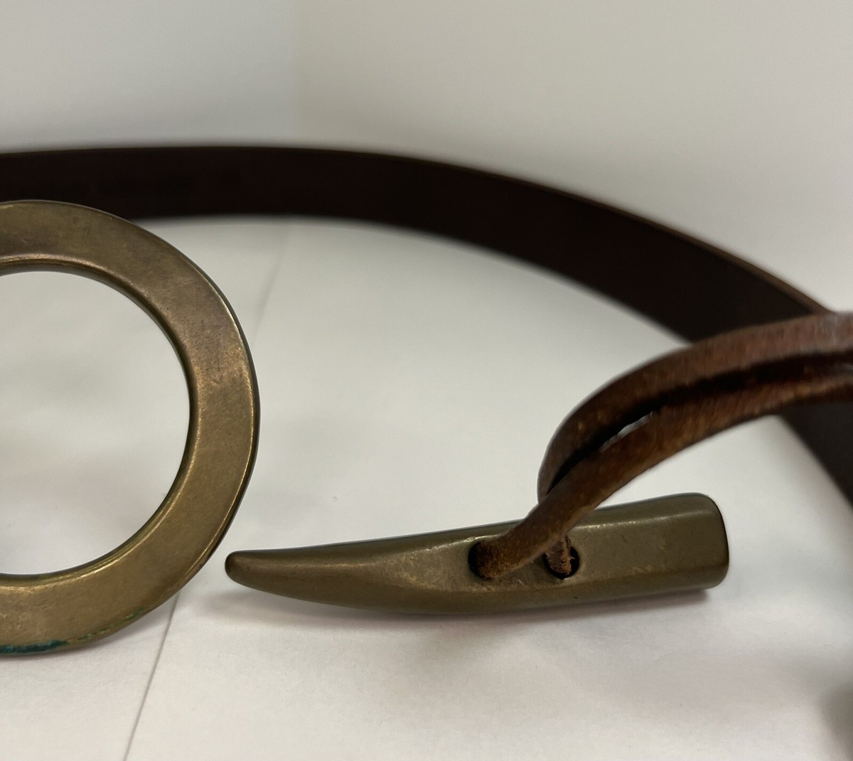ISAIAH KINCAID Brown Hip Leather Belt Brass Toggle and O 