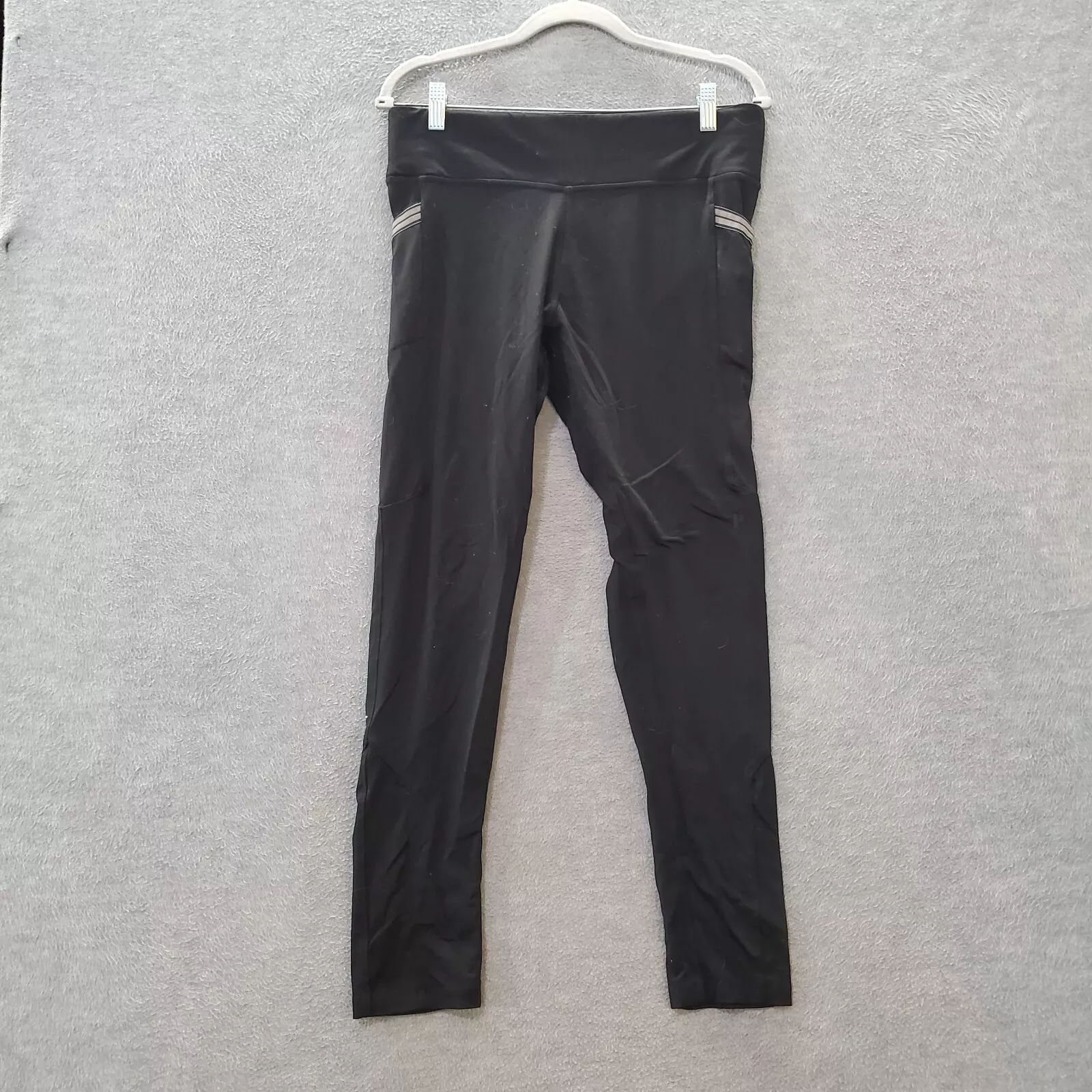 victoria-secret-vs ultimate legging yoga pants