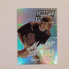 SEAN GILMARTIN #14 Braves RC Rookie Gold Minors Refractor 2013 Prizm Draft Picks