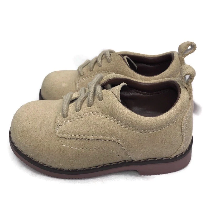 Zapatos Oxford de gamuza marrón claro The Gap bebé 5 infantes con cordones Foto 3 de 4