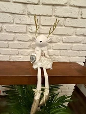 Tinsel And Fir 24”  Deer Shelf Sitter Christmas Crown Bendable Gold Antlers