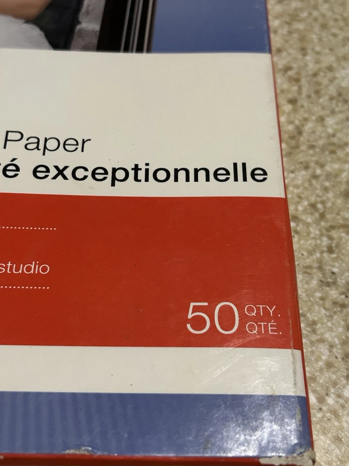 Staples Ultra Premium Photo Paper Satin 50 Sheets 80 Lb 11.5 mil 300 g/m 1/2 Off - Image 3 of 4
