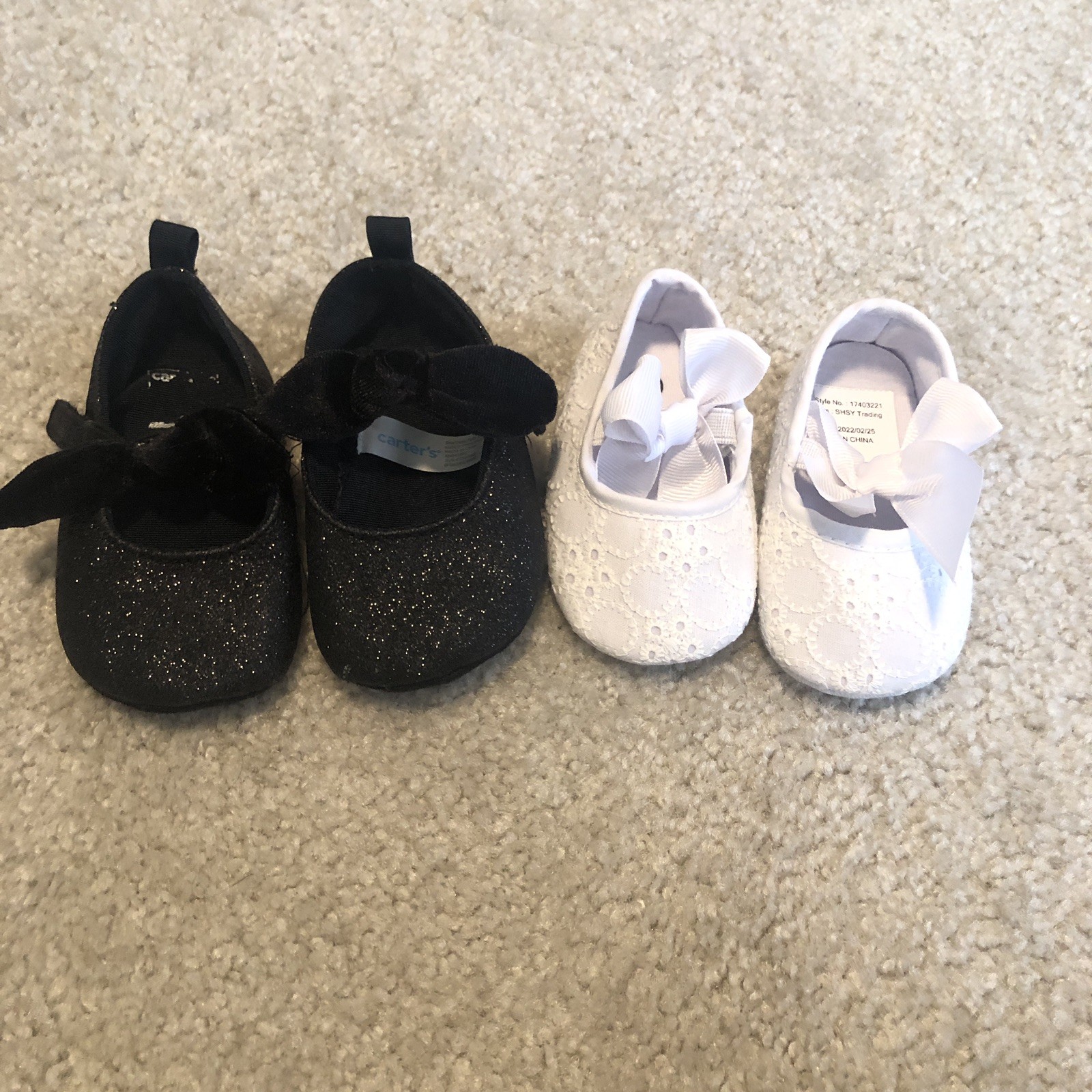 With Bow Size 6-9 Months Size 1