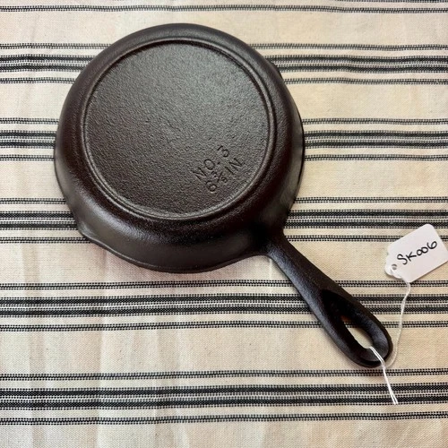 Birmingham Stove & Range Co (BSR) Century Series No. 3 Cast Iron Skillet
