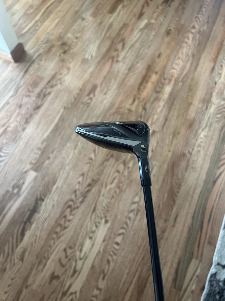 Taylor Made QI10 3 Wood / Blue Fujikura Ventus TR Stiff Shaft / Golf Pride Grip - Image 4 of 4